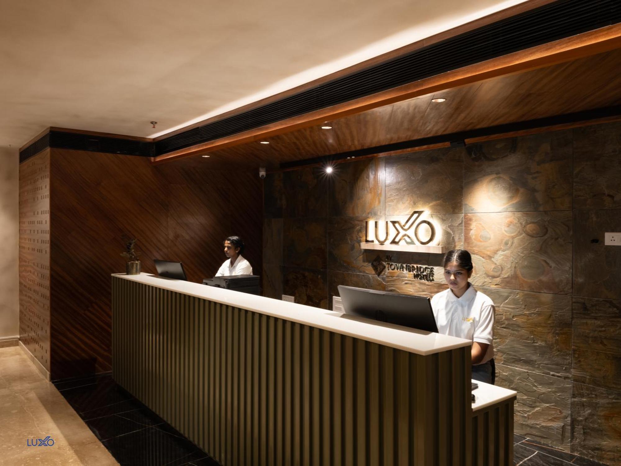 Luxo Kochi Hotel Ngoại thất bức ảnh